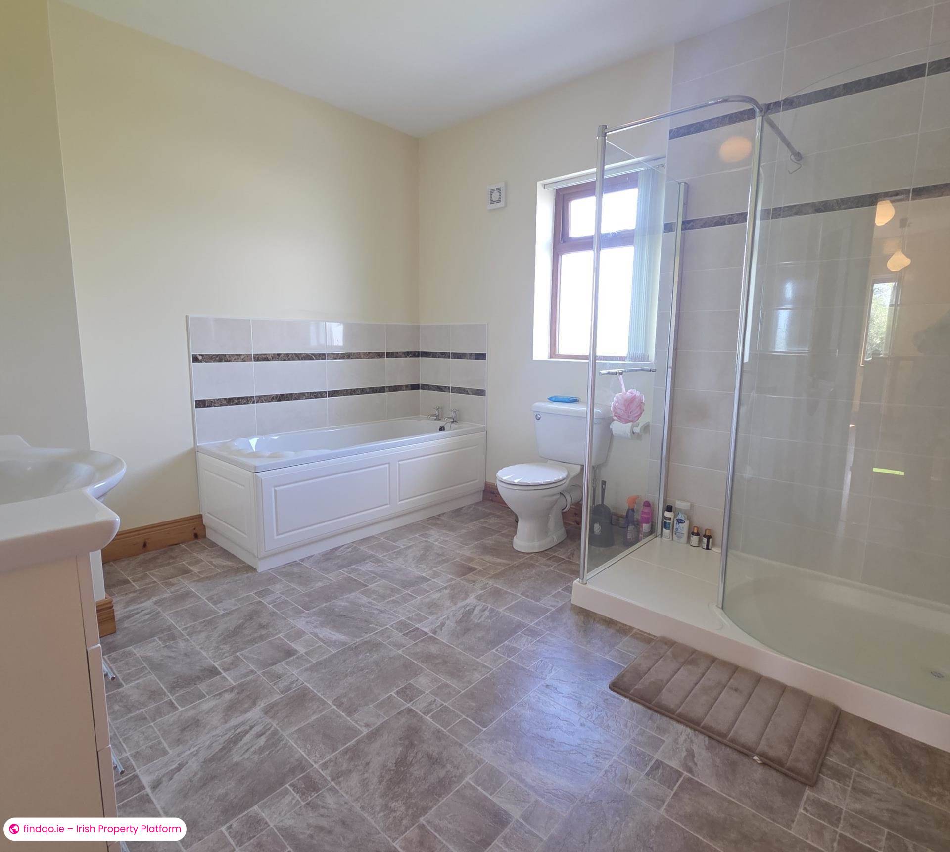 Detached house for Sale in Athenry, Galway