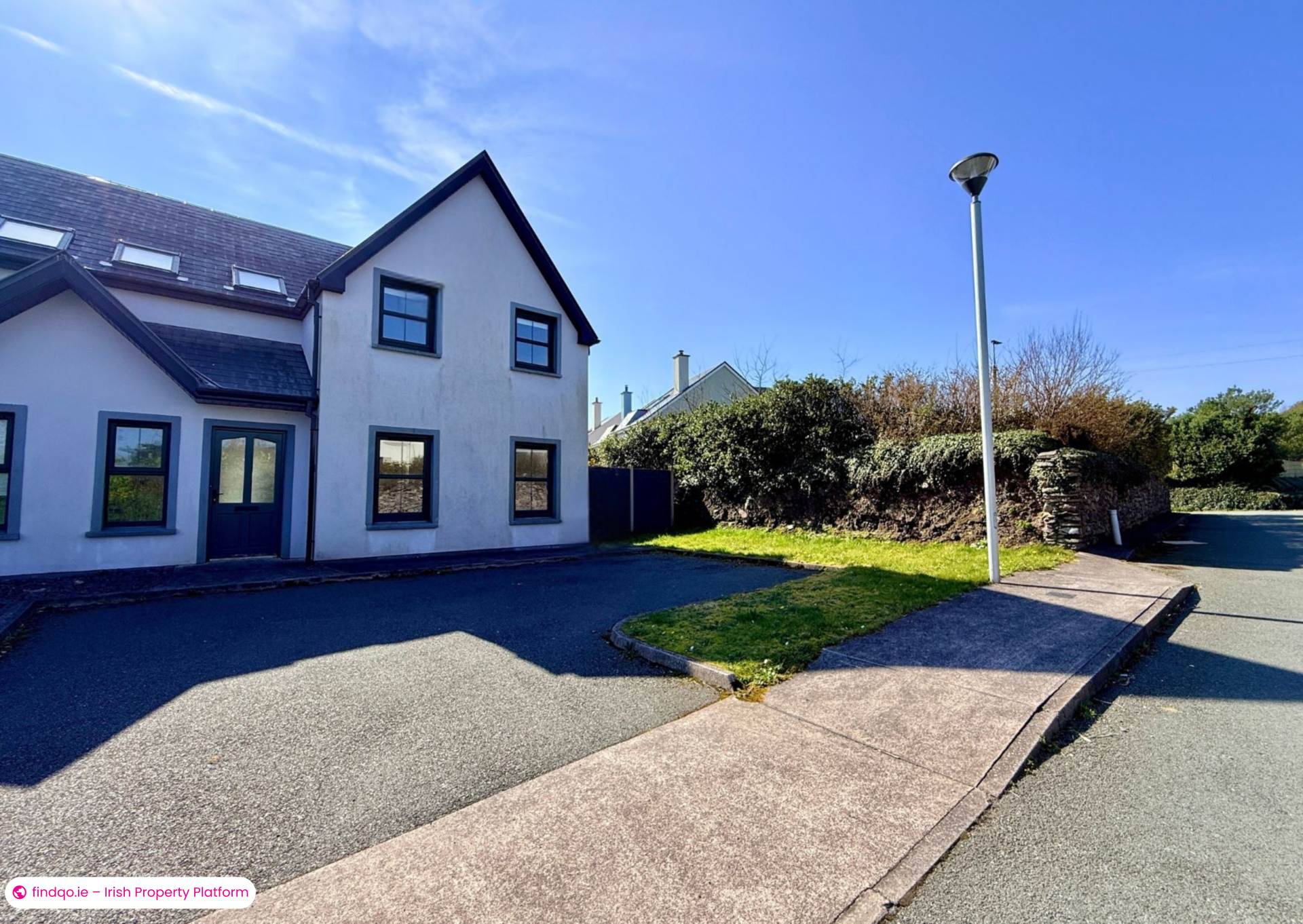 Semi-detached house for Sale in Waterville, Kerry