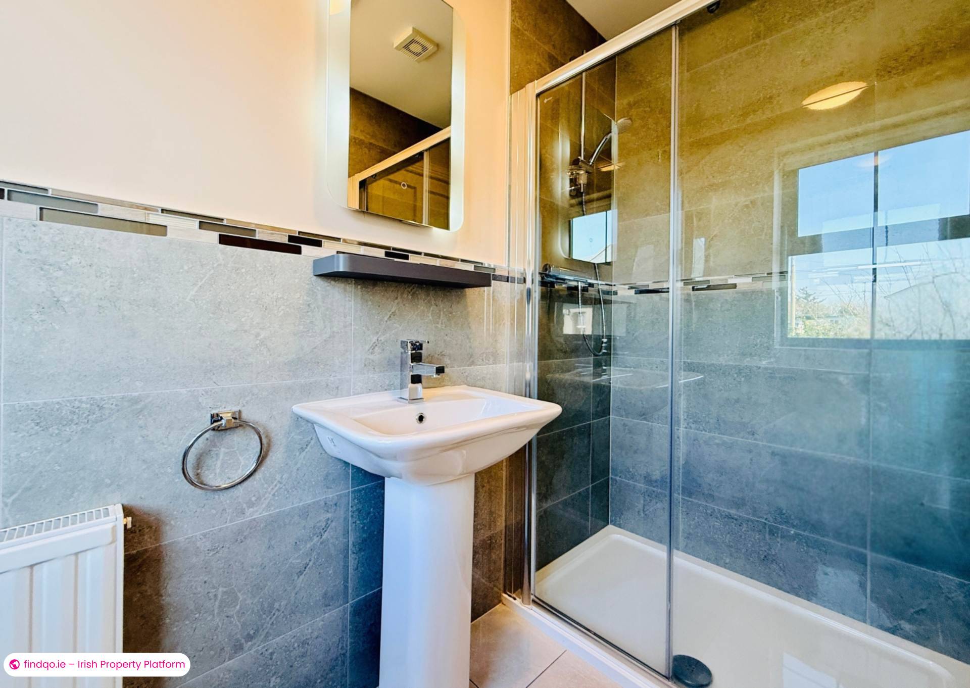 Semi-detached house for Sale in Waterville, Kerry