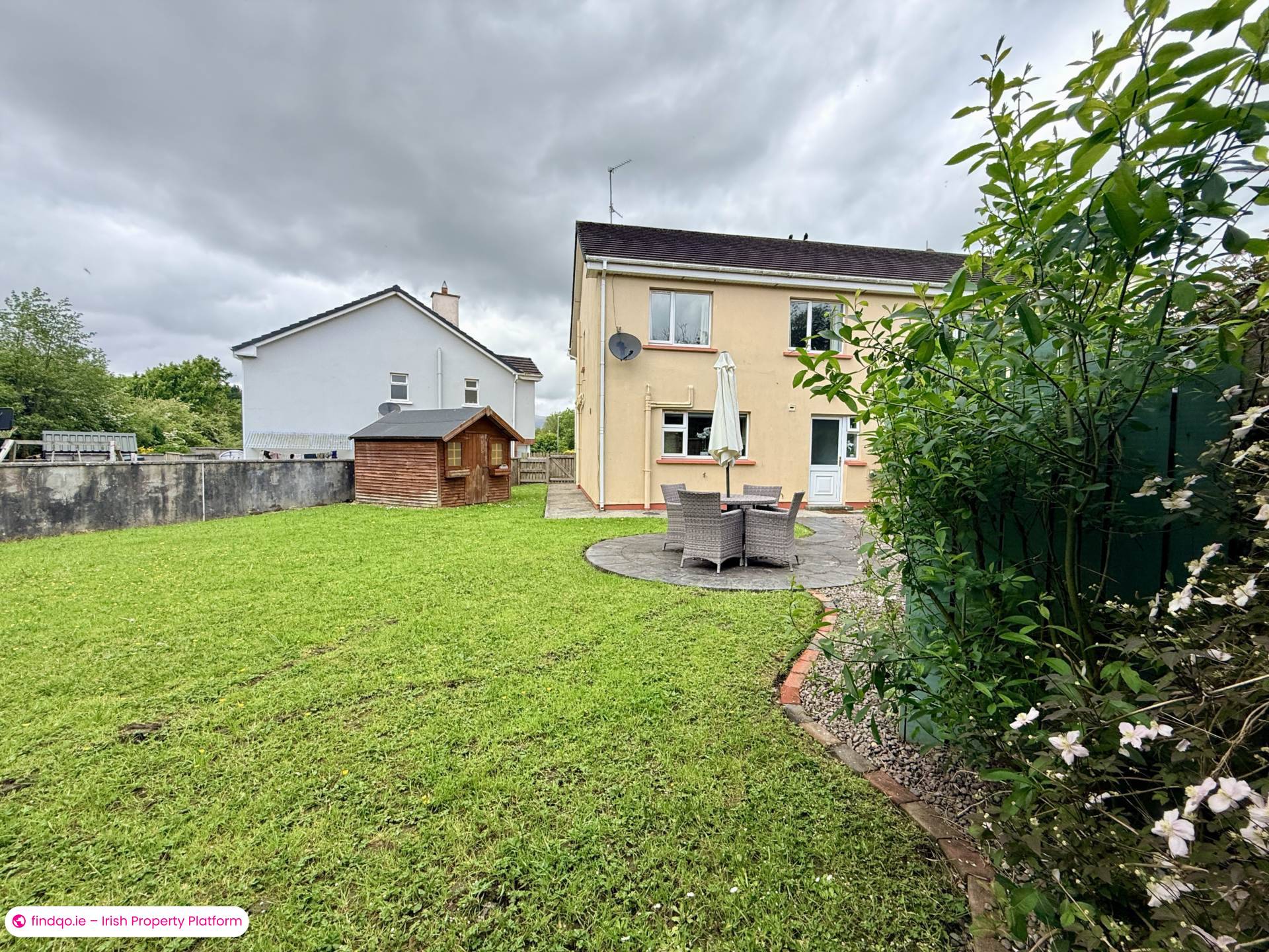 Semi-detached house for Sale in Milltown, Antrim