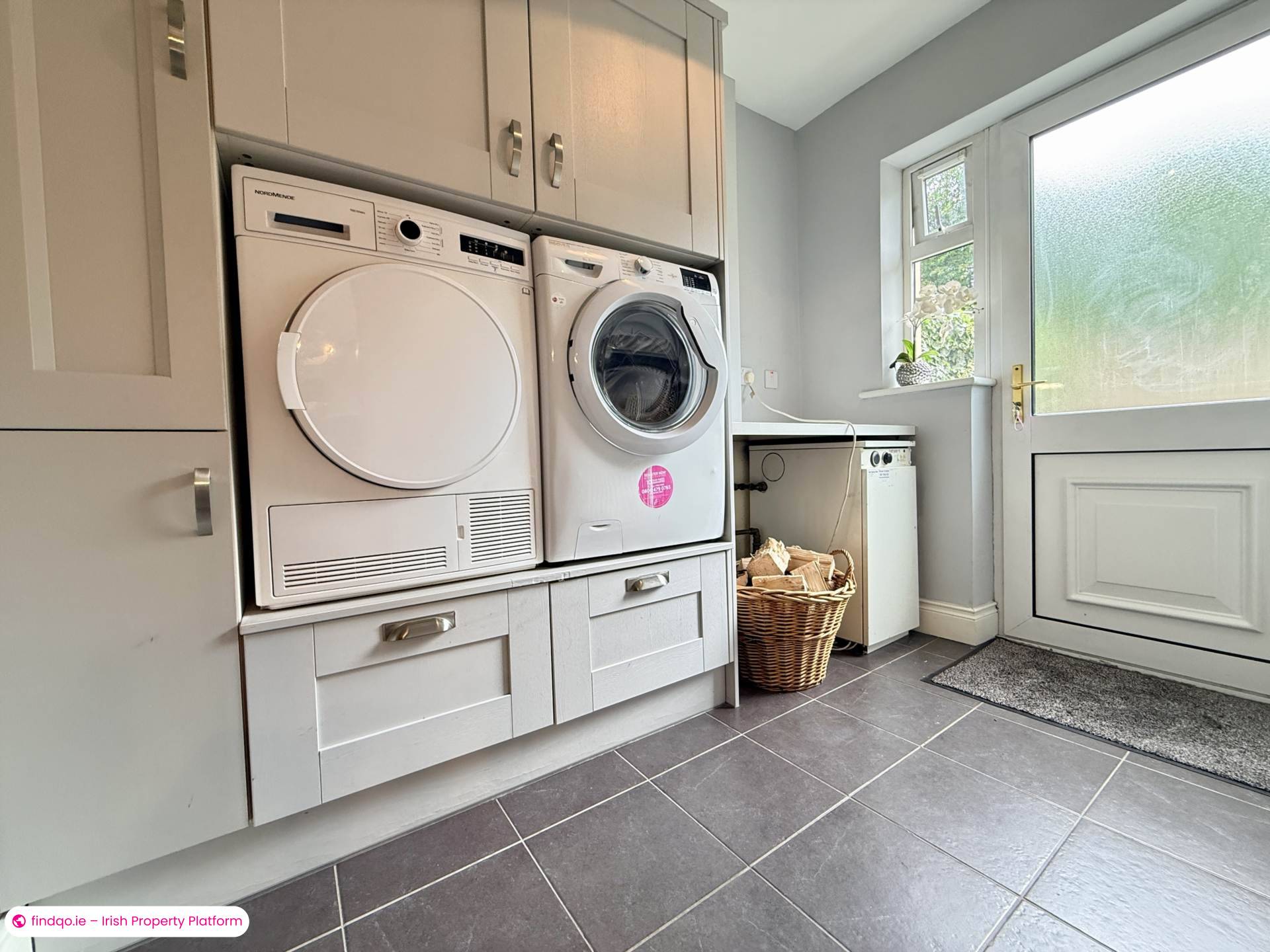 Semi-detached house for Sale in Milltown, Antrim