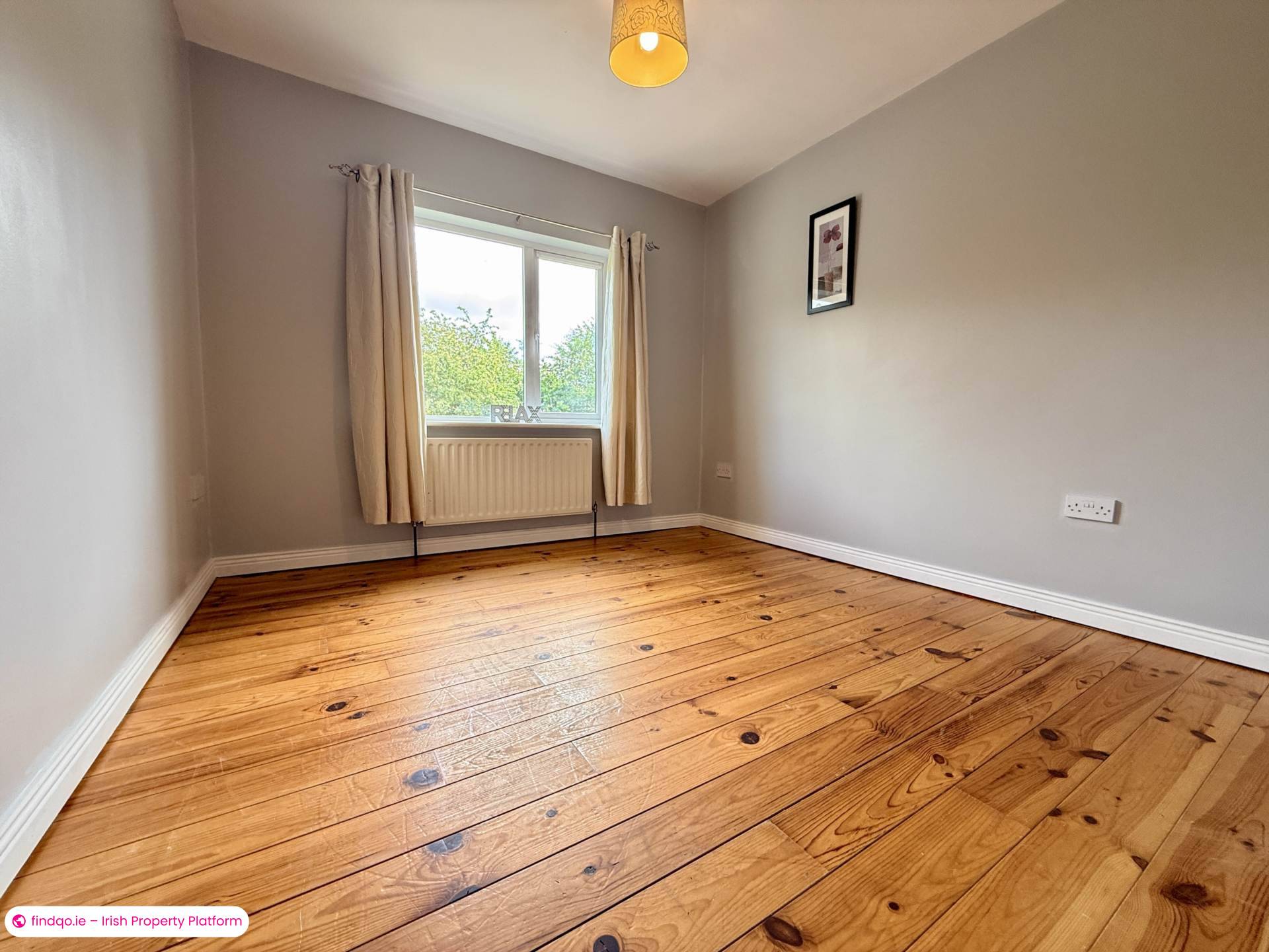 Semi-detached house for Sale in Milltown, Antrim