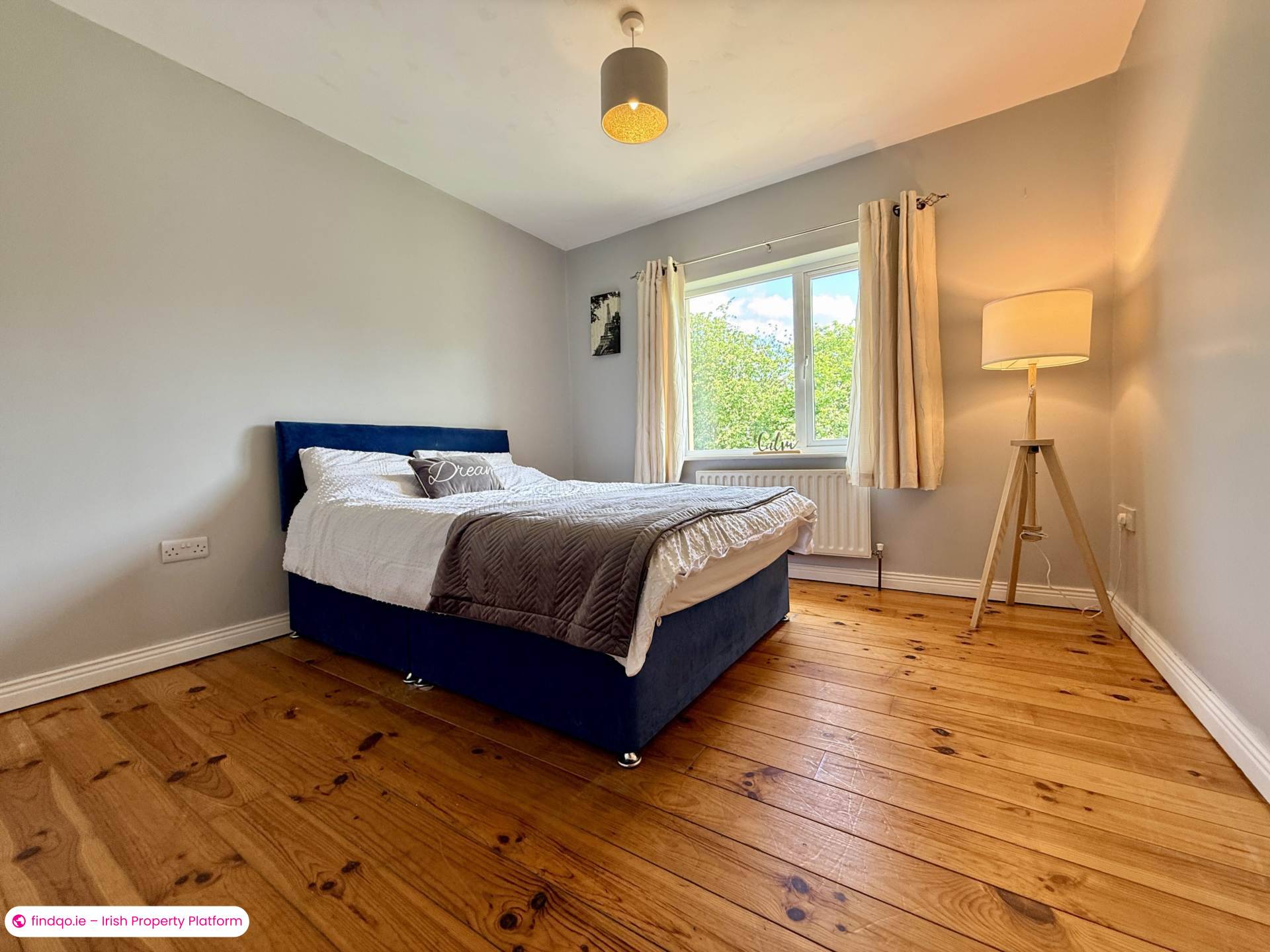 Semi-detached house for Sale in Milltown, Antrim