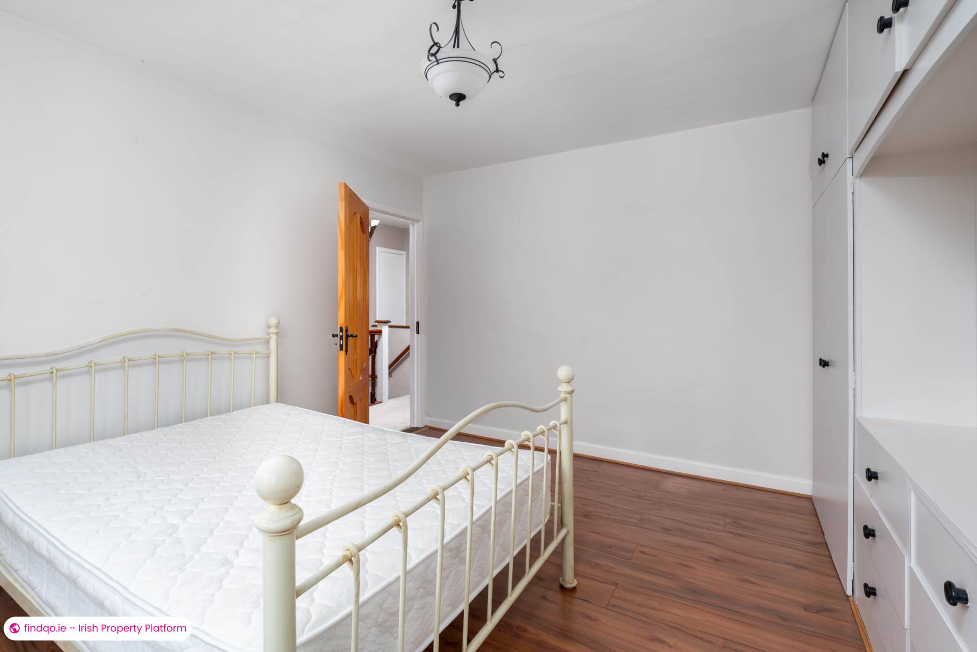 Semi-detached house for Sale in Dublin 7