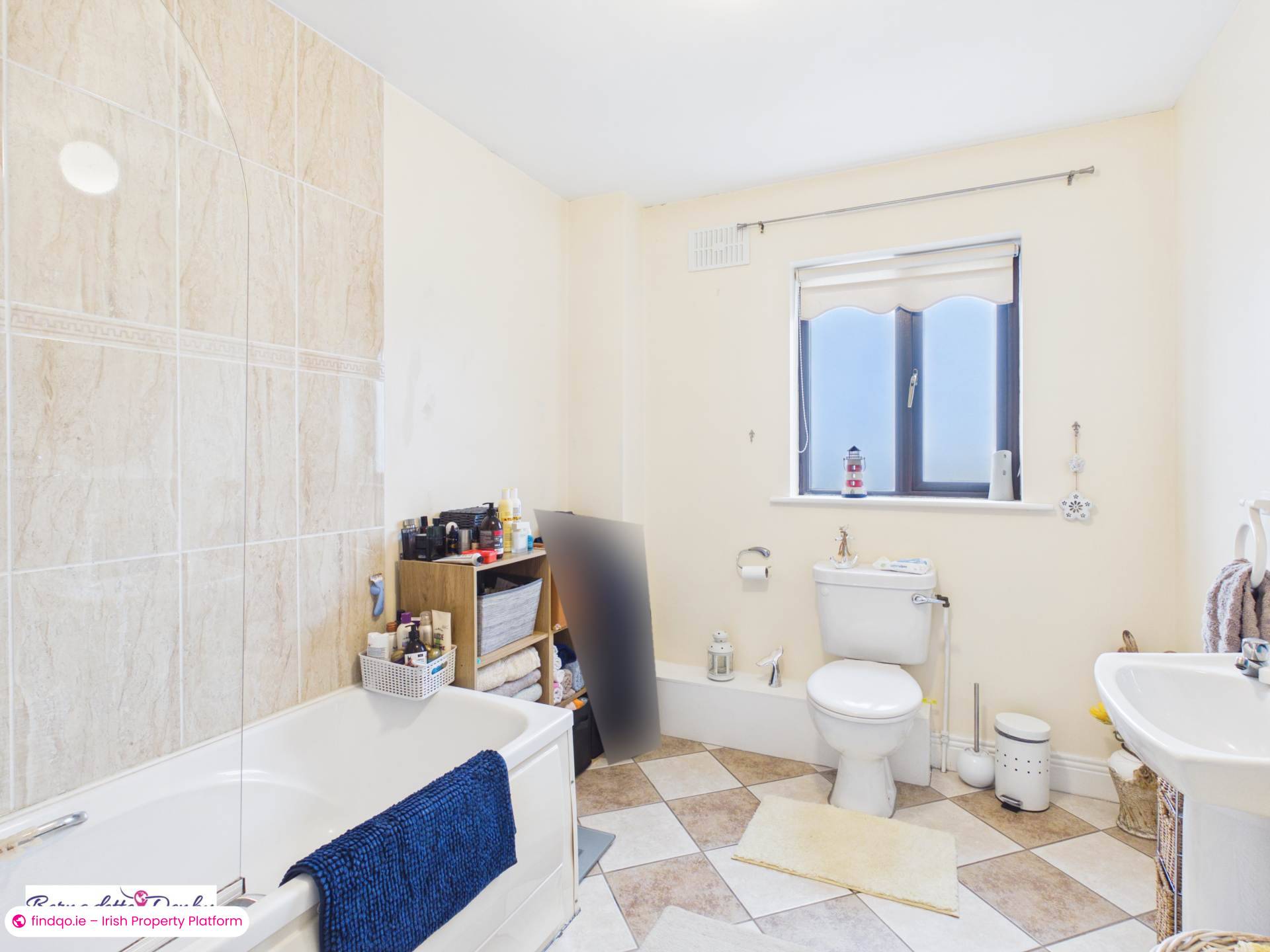 Semi-detached house for Sale in 7 Ard Uisce Whitrock Hill Wexford Y35 C9HV