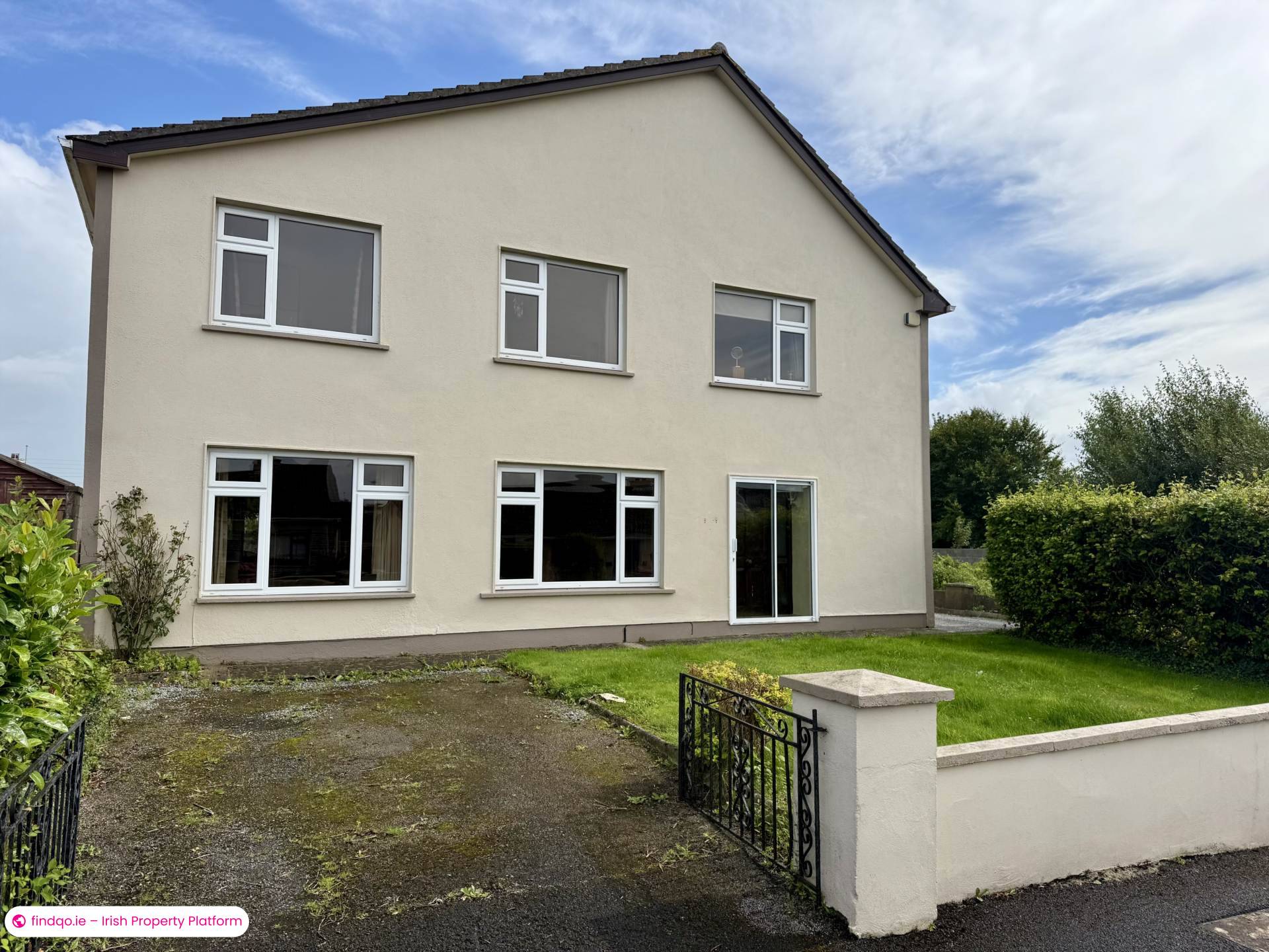 Detached house for Sale in Castlerea, Roscommon