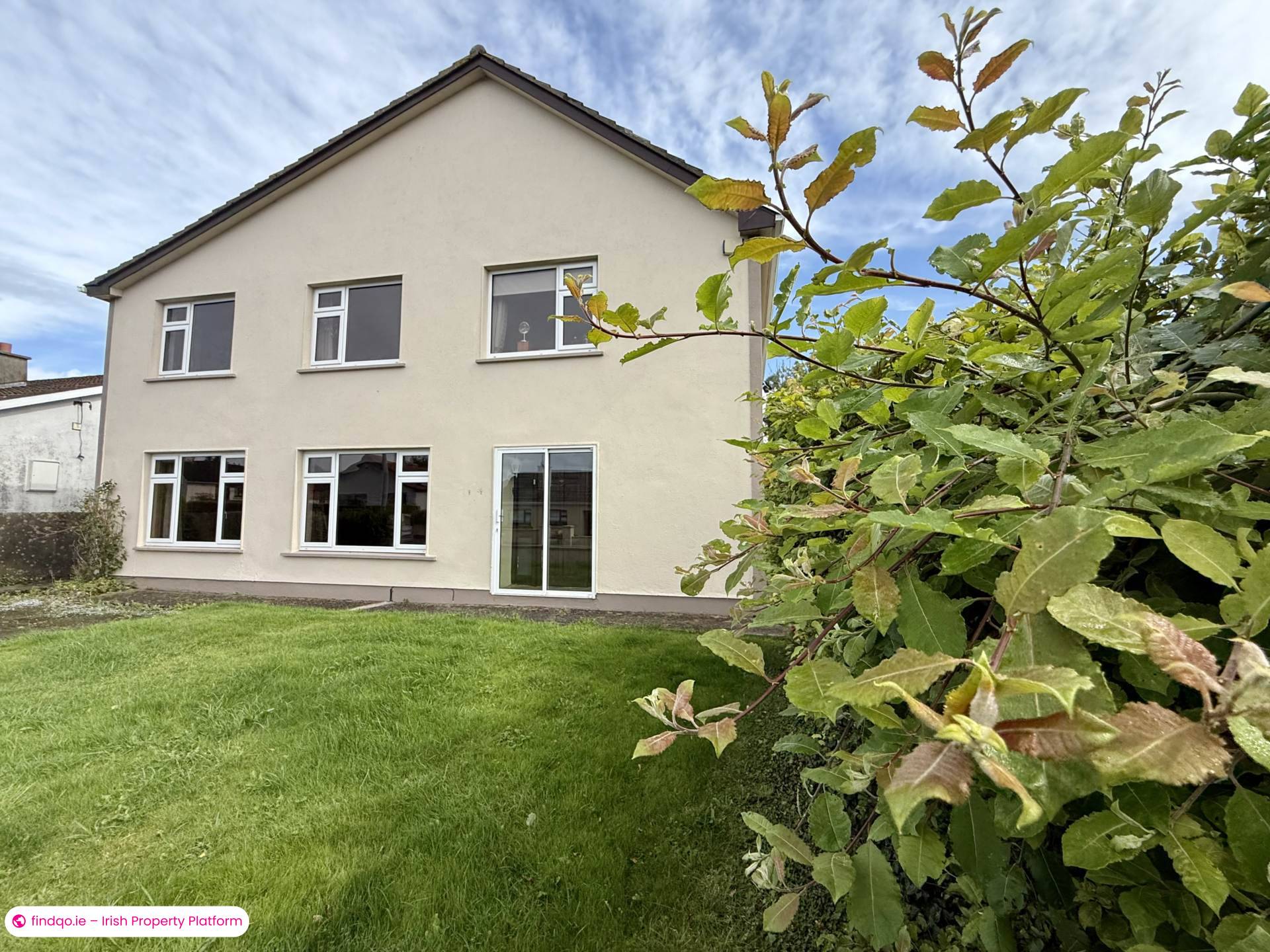 Detached house for Sale in Castlerea, Roscommon