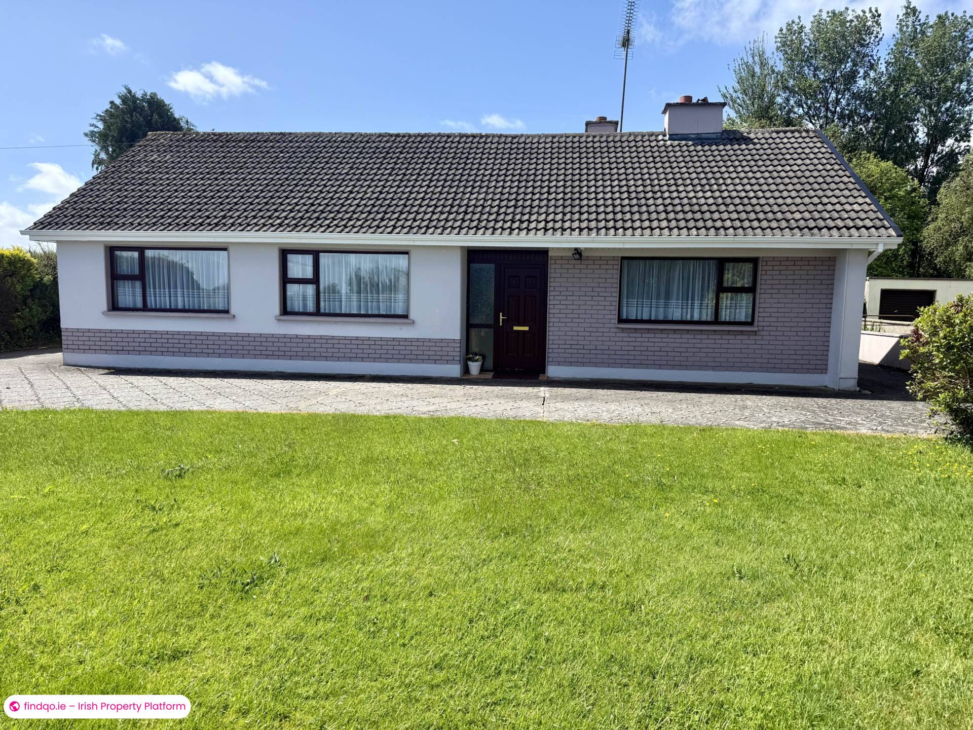 Bungalow for Sale in Ballinlough, Cork