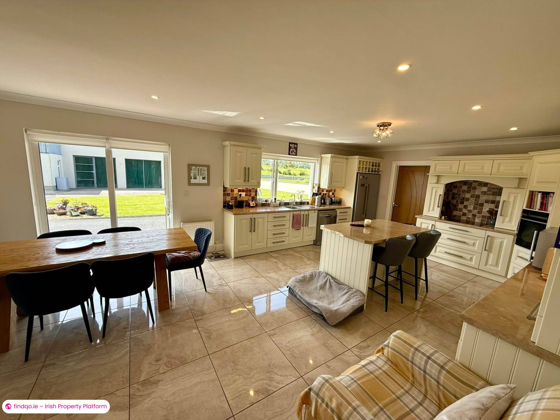 Detached house for Sale in Dunmore, Galway