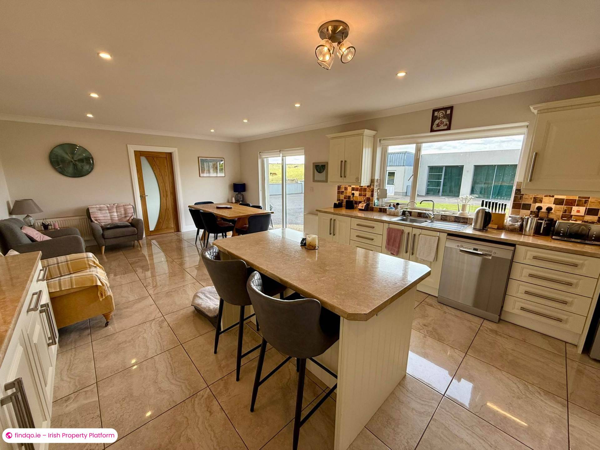 Detached house for Sale in Dunmore, Galway