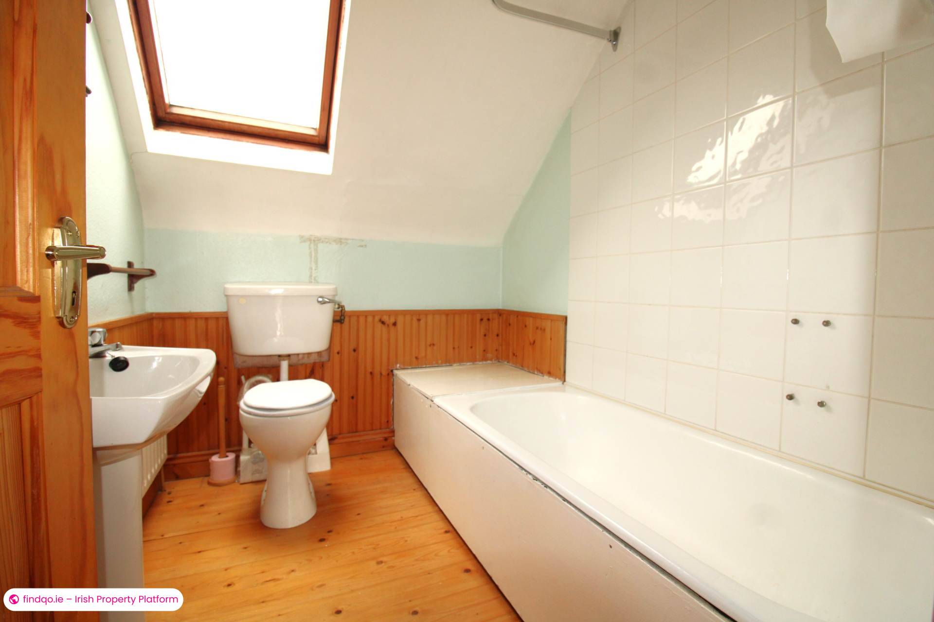 Semi-detached house for Sale in Crossmolina, Mayo