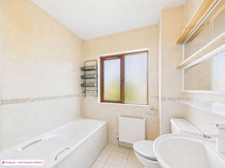 Semi-detached house for Sale in Slieverue, Kilkenny