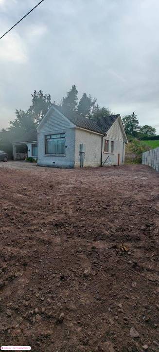 Bungalow for Sale in Ballinvrinsig, Cork