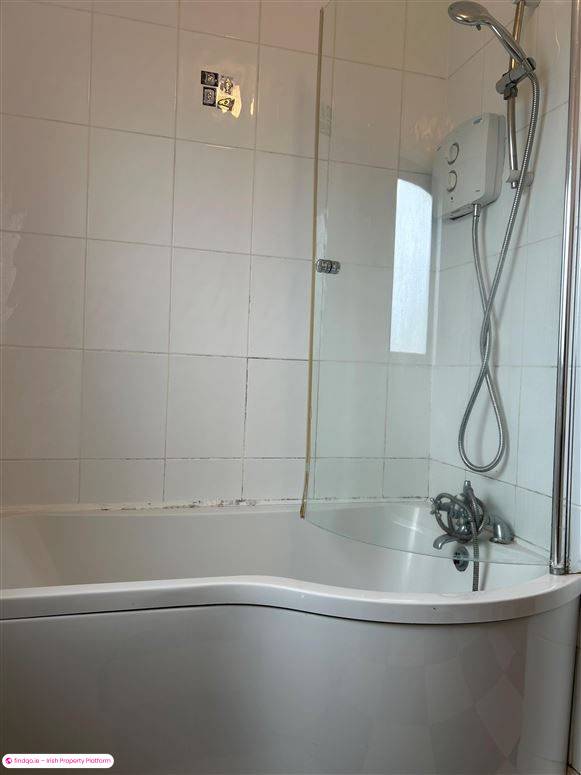 Semi-detached house for Sale in South Circular Road, Limerick