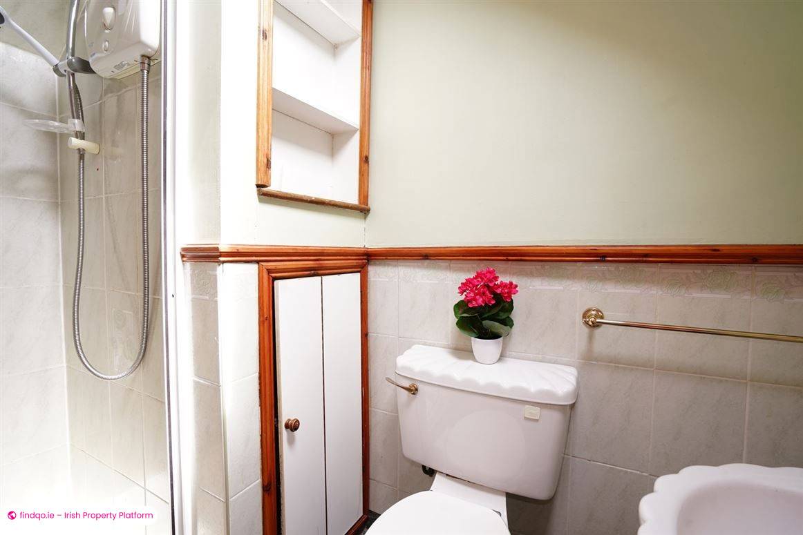 Detached house for Sale in Waterford City Centre, Waterford