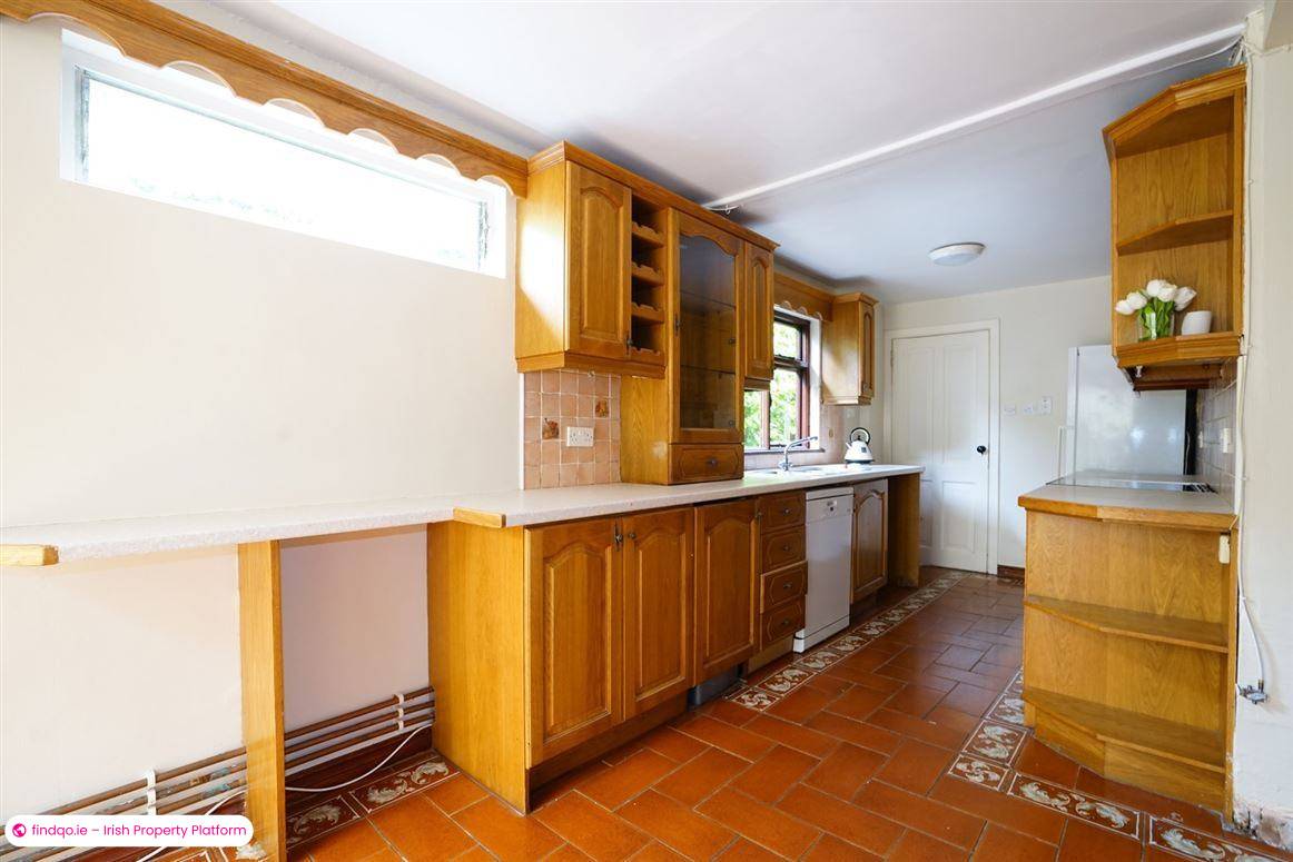 Detached house for Sale in Waterford City Centre, Waterford