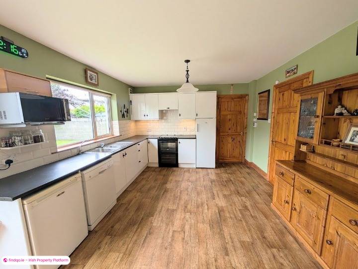 Semi-detached house for Sale in Nenagh, Tipperary