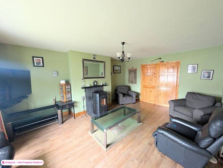 Semi-detached house for Sale in Nenagh, Tipperary