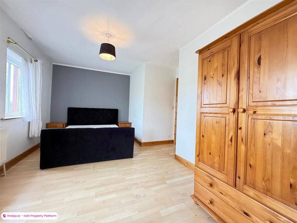 Semi-detached house for Sale in Ballaghaderreen, Roscommon