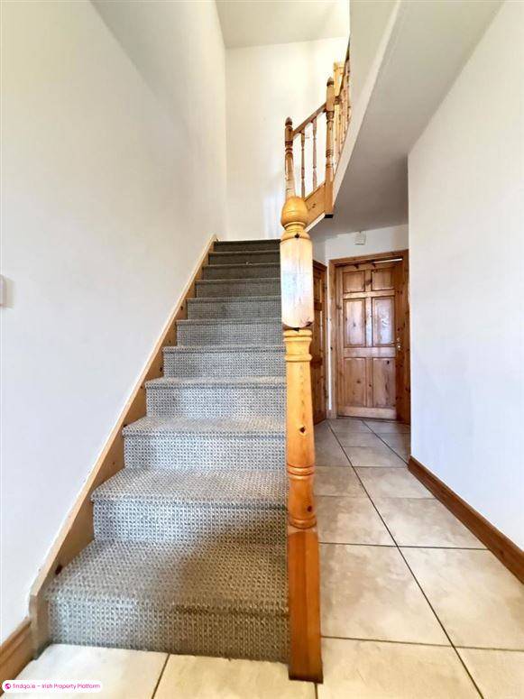 Semi-detached house for Sale in Ballaghaderreen, Roscommon