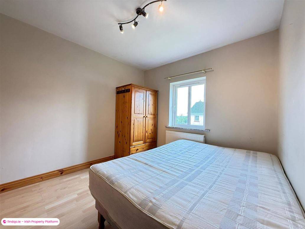 Semi-detached house for Sale in Ballaghaderreen, Roscommon