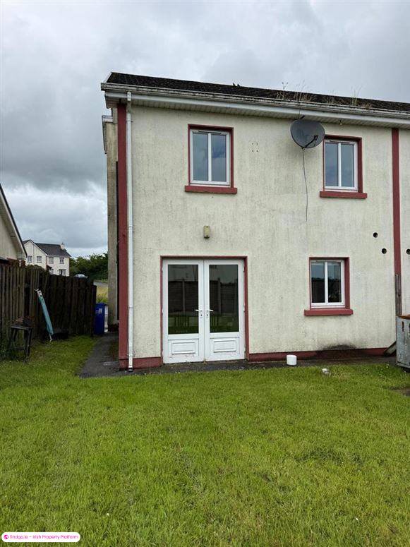 Semi-detached house for Sale in Ballaghaderreen, Roscommon