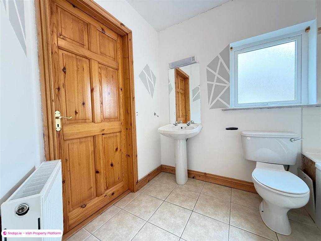 Semi-detached house for Sale in Ballaghaderreen, Roscommon