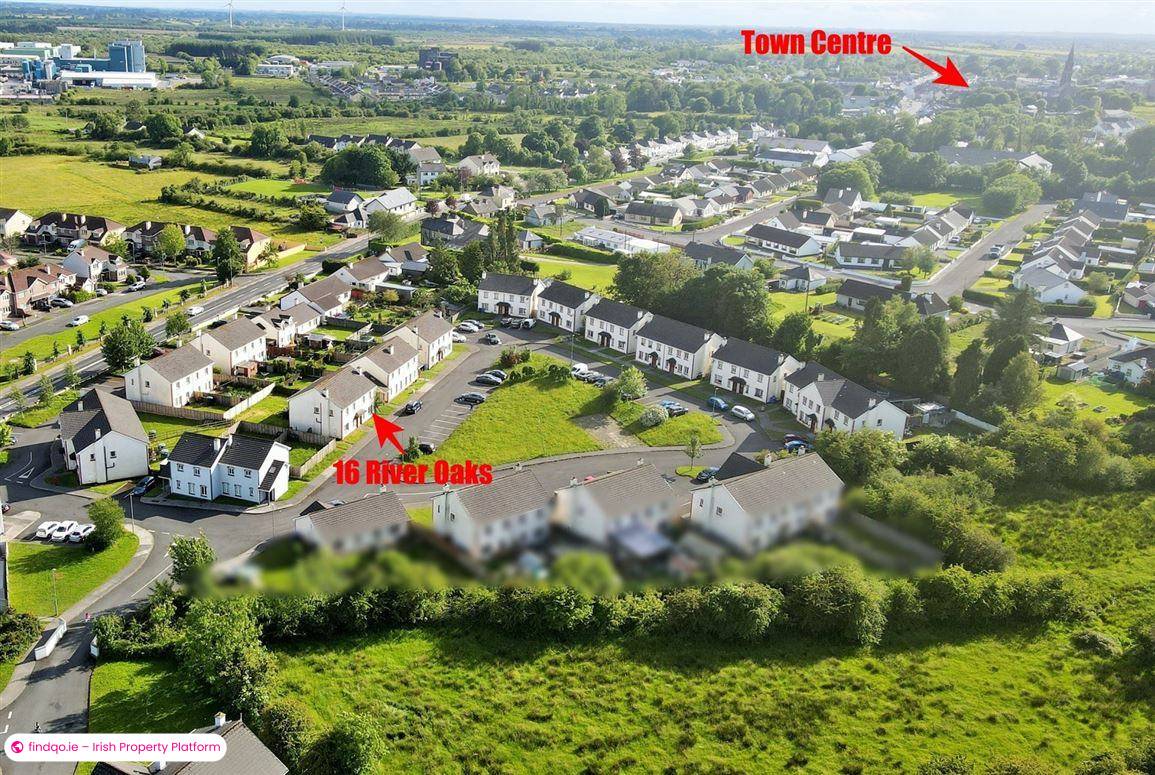 Semi-detached house for Sale in Ballaghaderreen, Roscommon