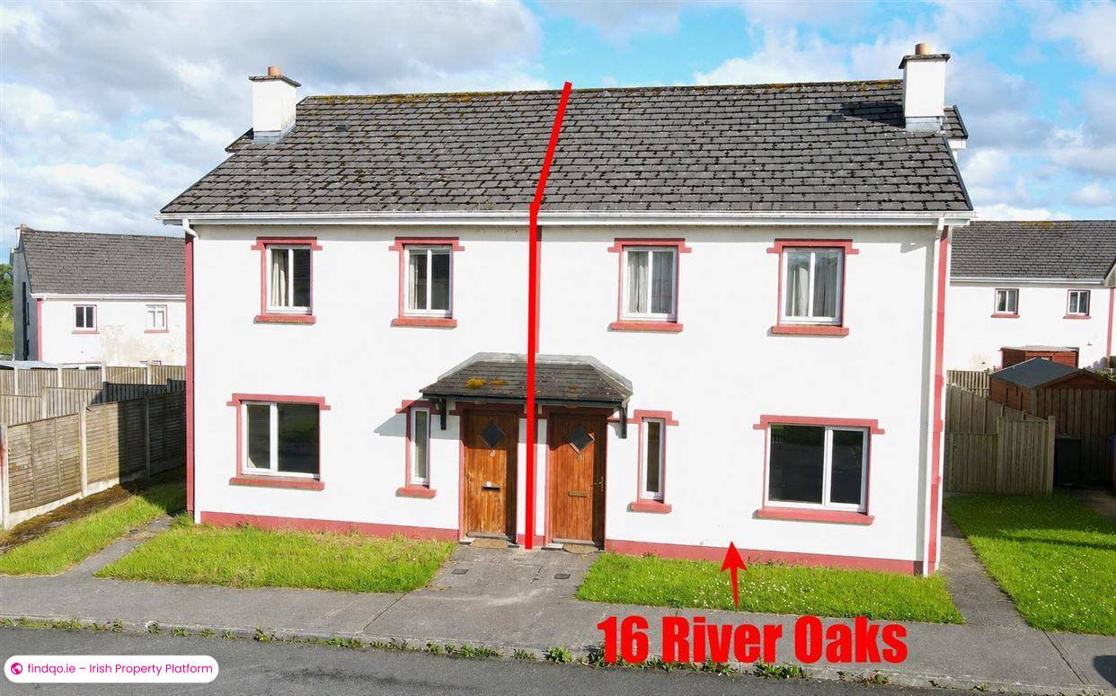 Semi-detached house for Sale in Ballaghaderreen, Roscommon