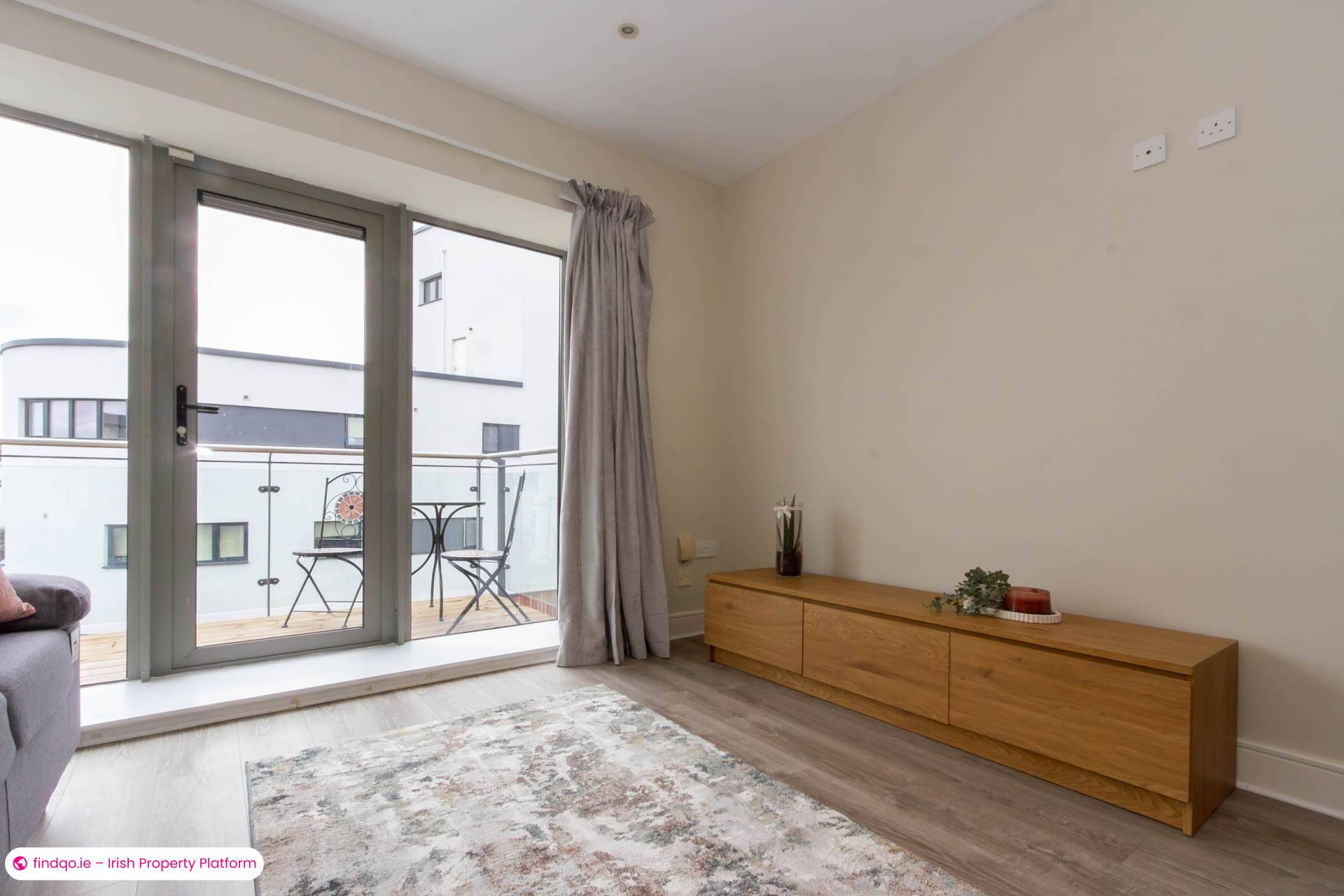 2 Bedroom Apartment for Rent in Stillorgan, Dublin (County)