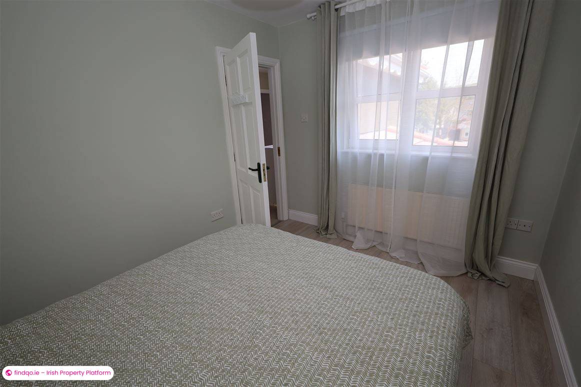 Detached house for Sale in Ballygarvan, Cork