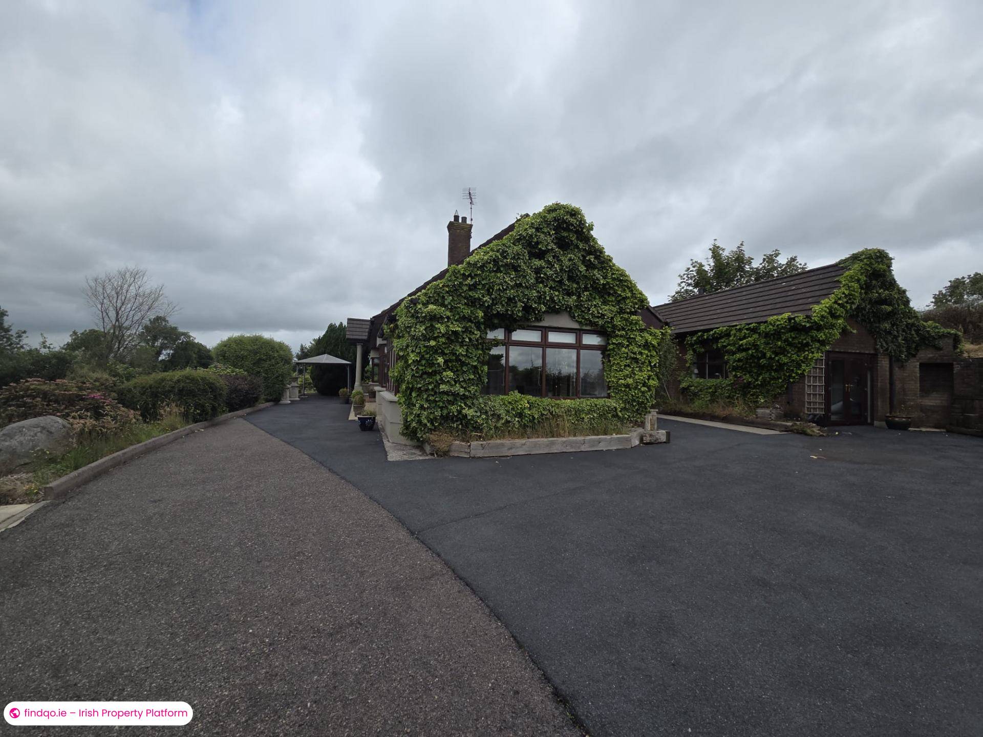 Bungalow for Sale in Dundalk, Louth
