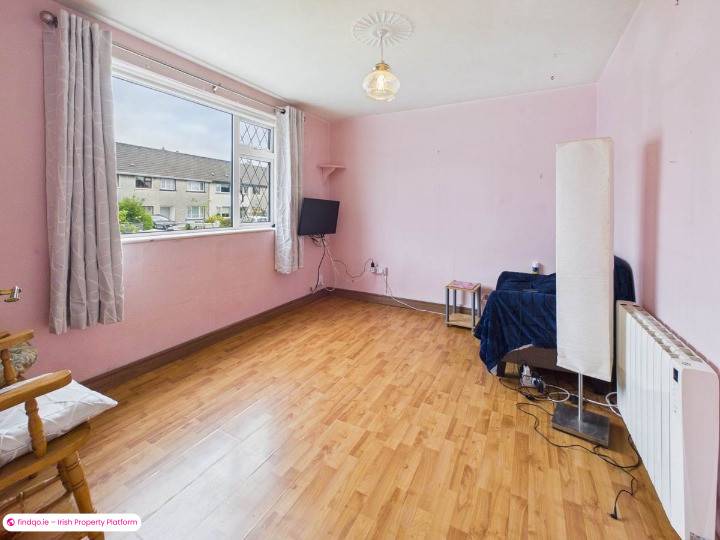 Terraced house for Sale in Newcastle, Galway