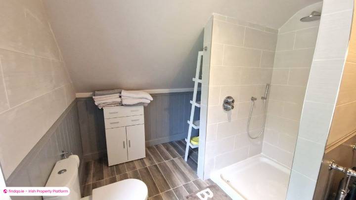 Detached house for Sale in Castlerea, Roscommon