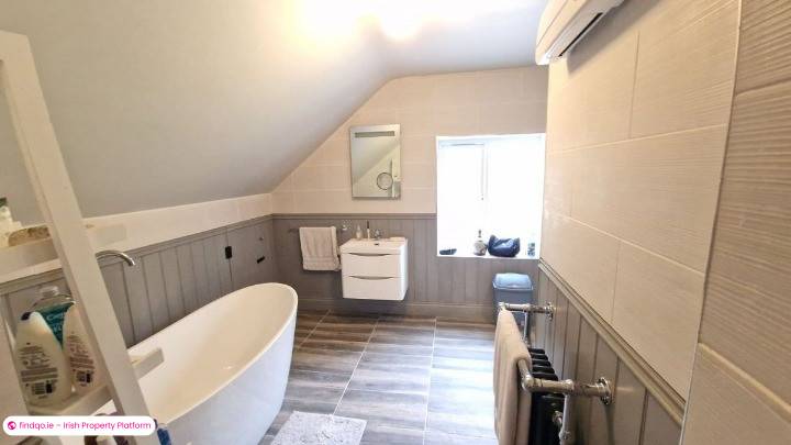 Detached house for Sale in Castlerea, Roscommon
