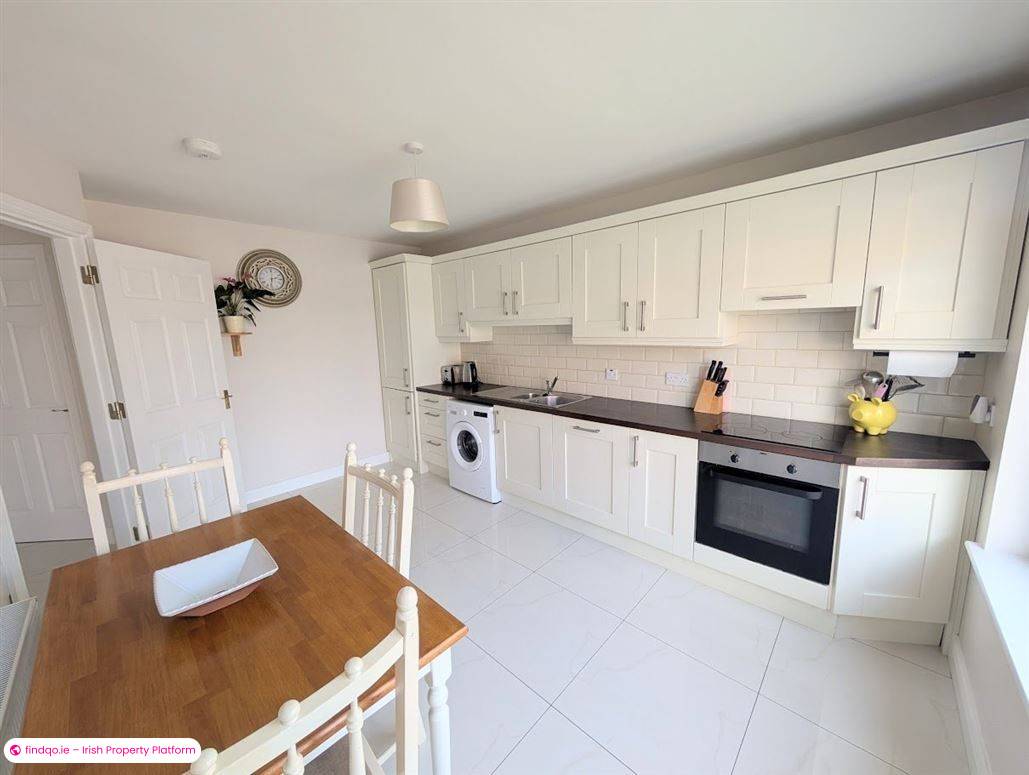 Semi-detached house for Sale in Nenagh, Tipperary