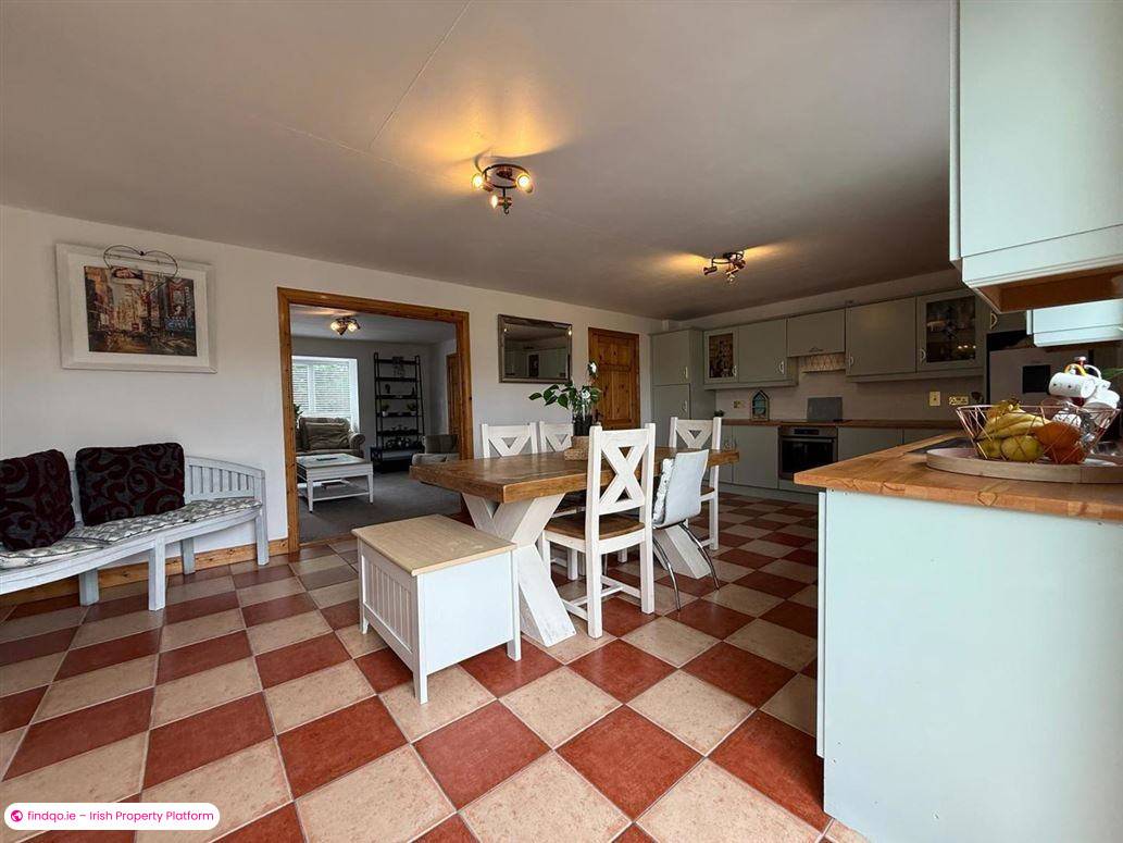 Semi-detached house for Sale in Castlerea, Roscommon