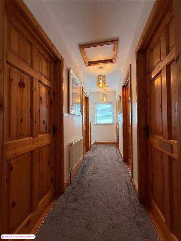 Semi-detached house for Sale in Castlerea, Roscommon