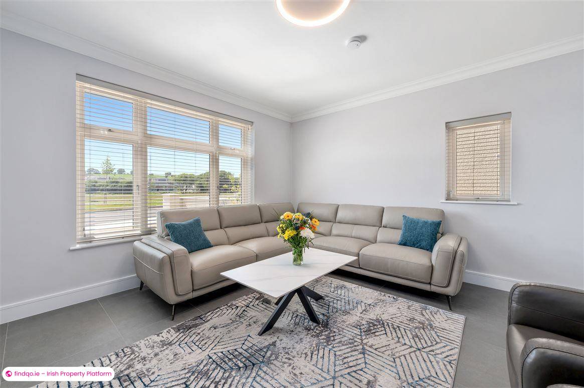 Detached house for Sale in Carrigaline, Cork