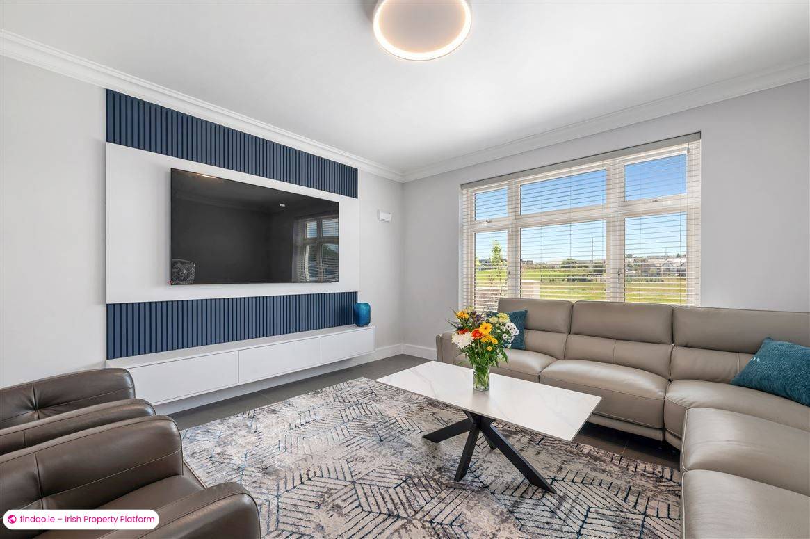 Detached house for Sale in Carrigaline, Cork