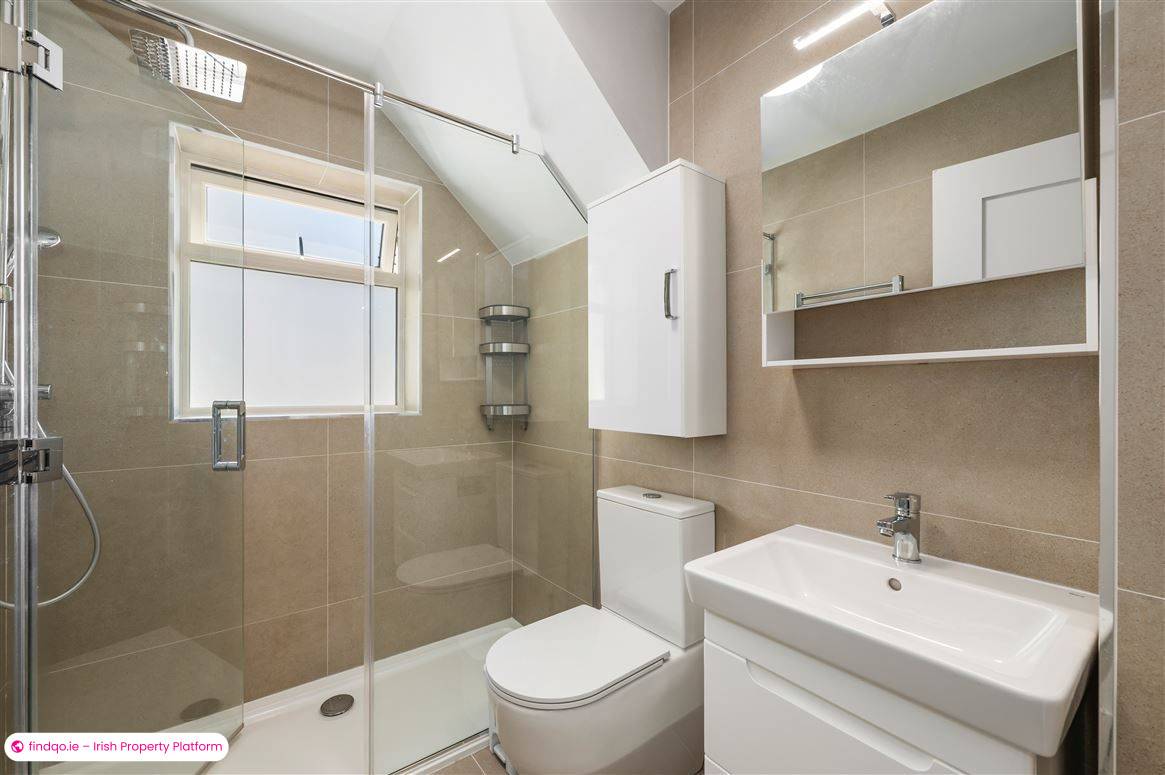 Detached house for Sale in Carrigaline, Cork