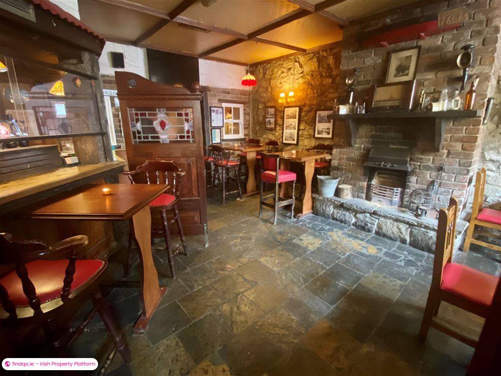 End of terrace house for Sale in Ballinamore, Leitrim