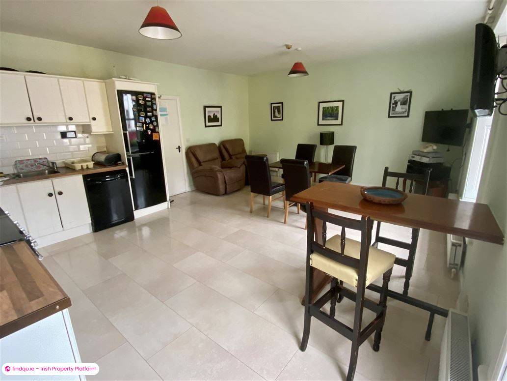 End of terrace house for Sale in Ballinamore, Leitrim