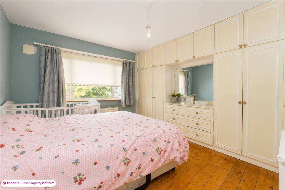 Semi-detached house for Sale in Beaumont, Dublin 9