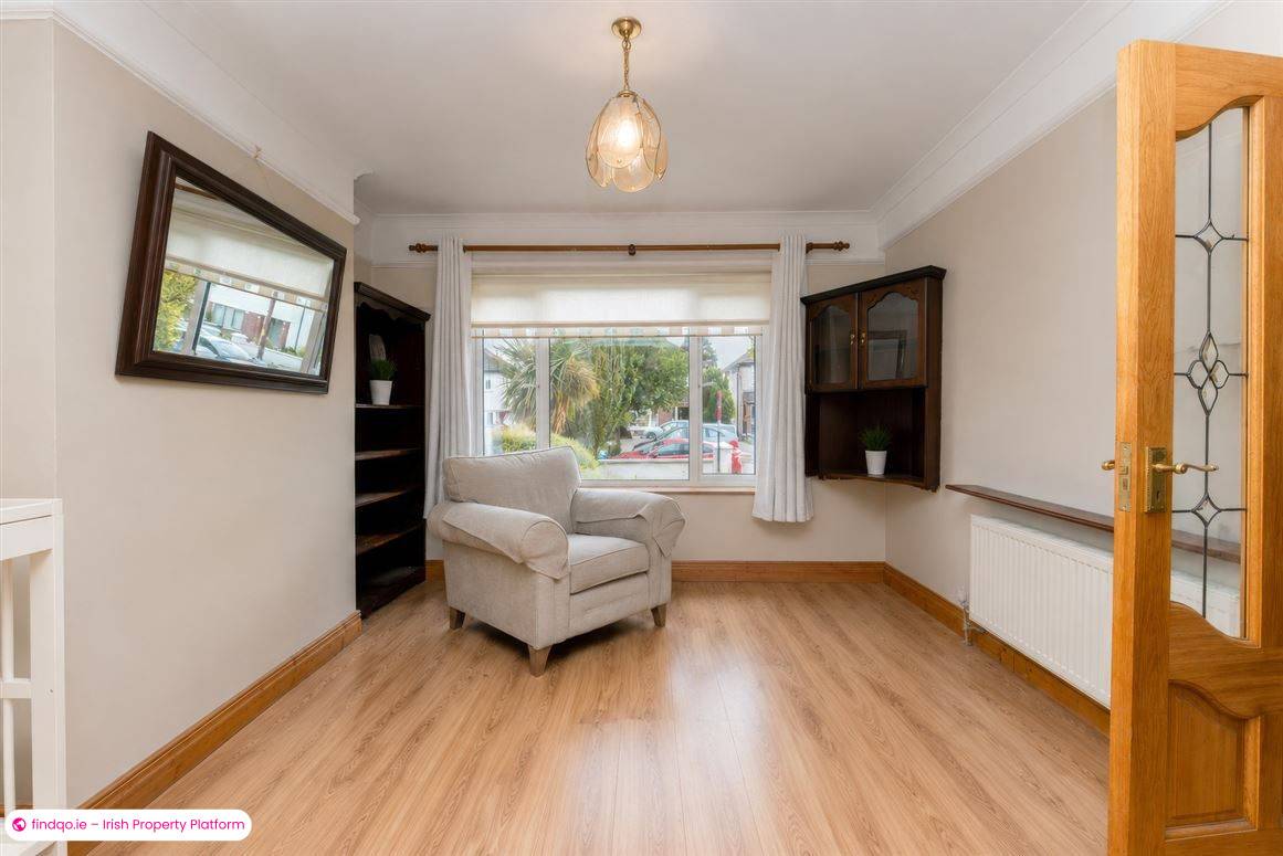 Semi-detached house for Sale in Beaumont, Dublin 9