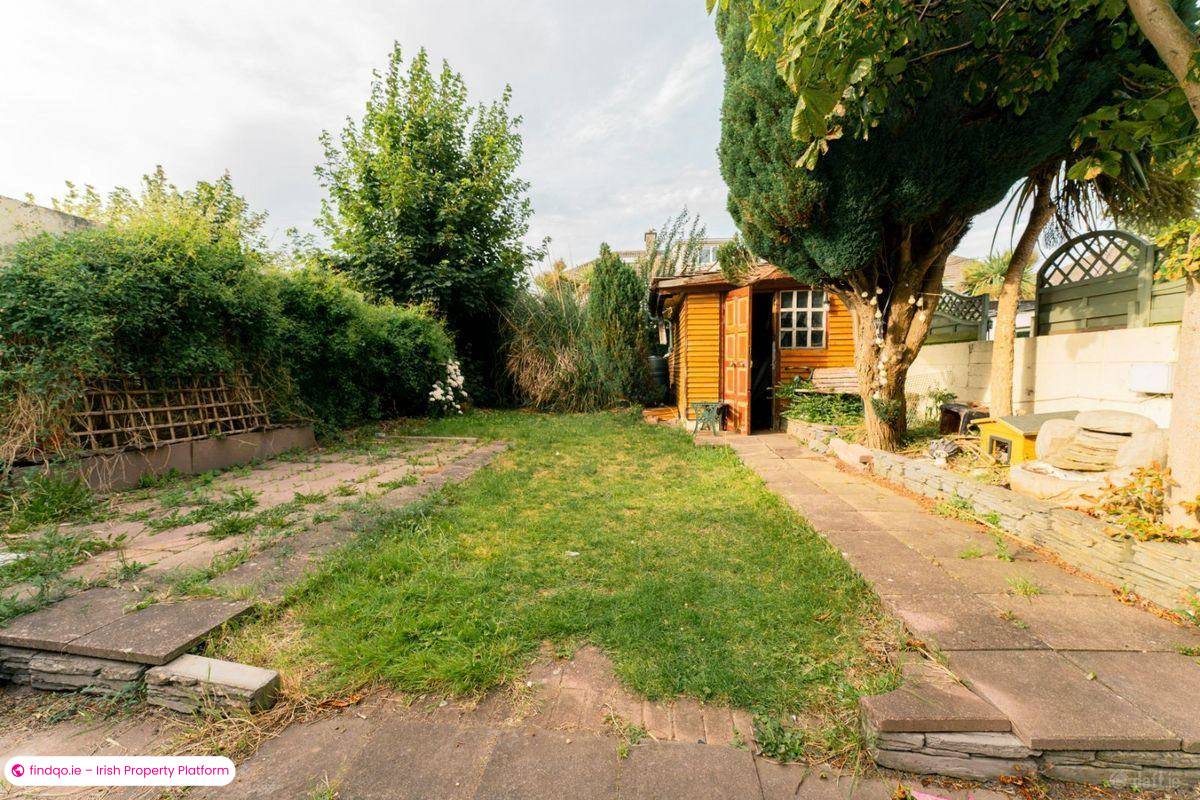 Semi-detached house for Sale in Beaumont, Dublin 9