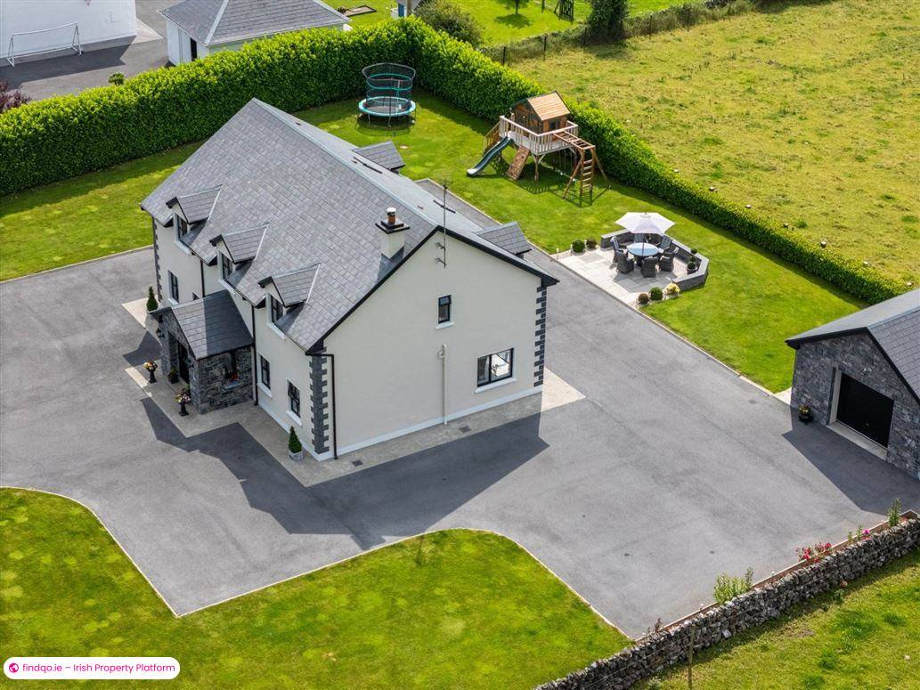 Detached house for Sale in Ballinrobe, Mayo
