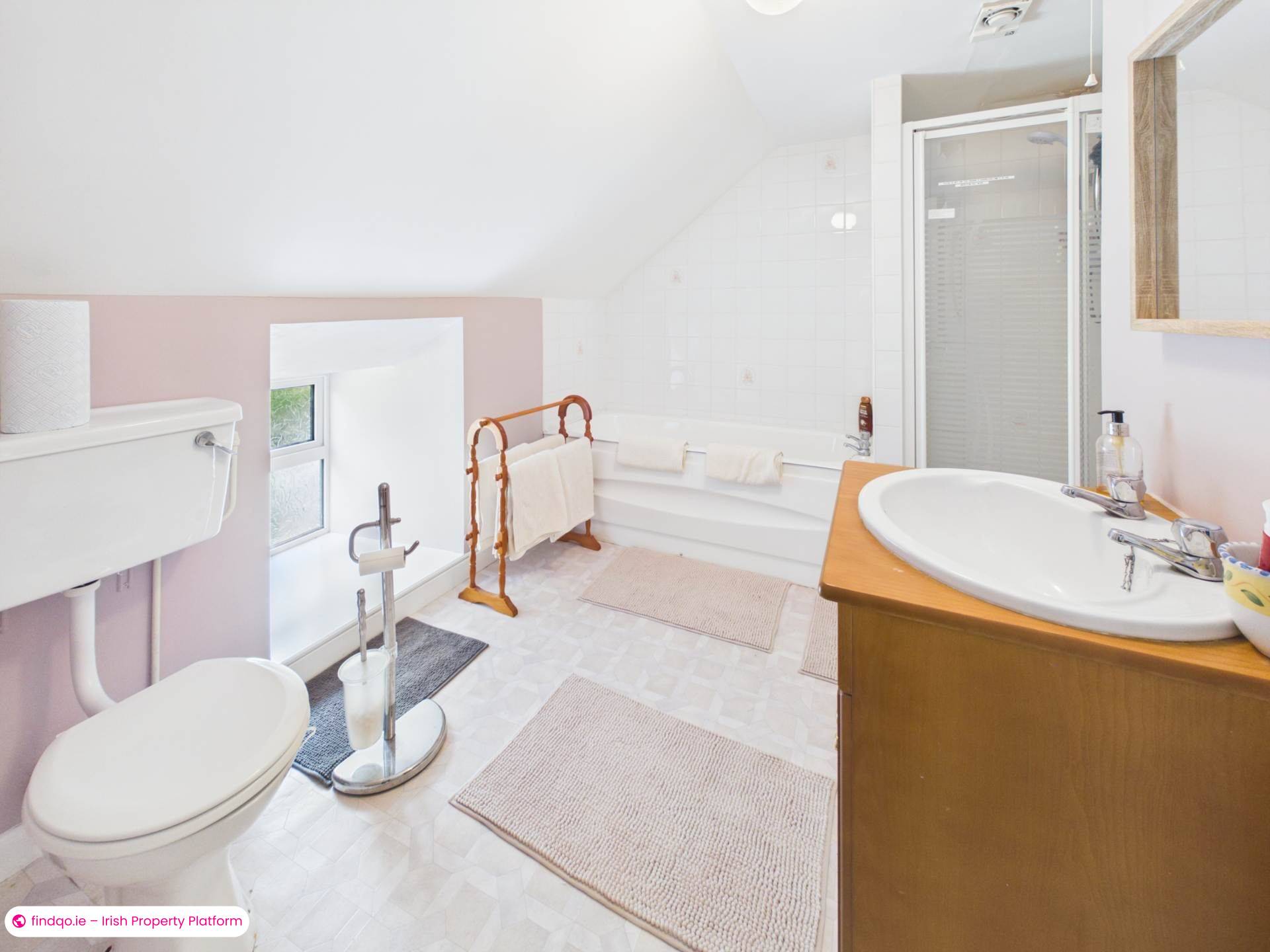Detached house for Sale in Headford, Galway