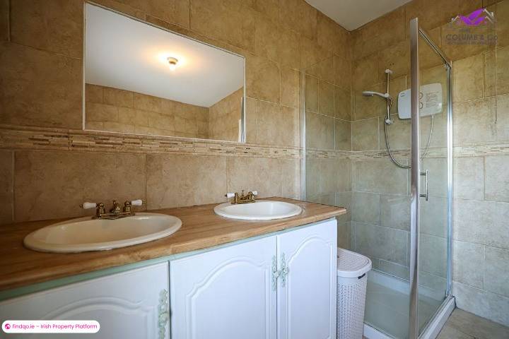 Detached house for Sale in Ballinalee, Longford
