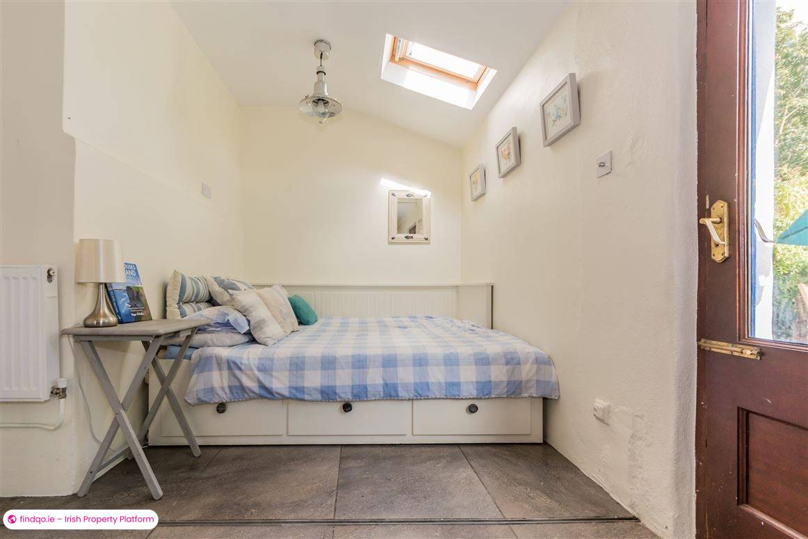 Detached house for Sale in Schull, Cork